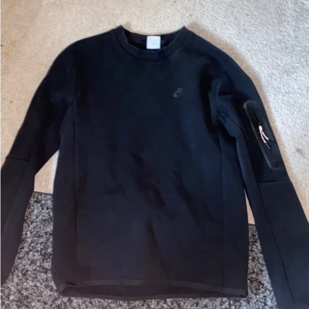 Nike tech crewneck